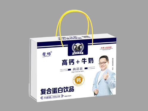 高钙+牛奶复合蛋白饮品木盒