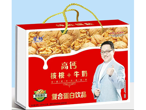 高钙核桃+牛奶复合蛋白饮品